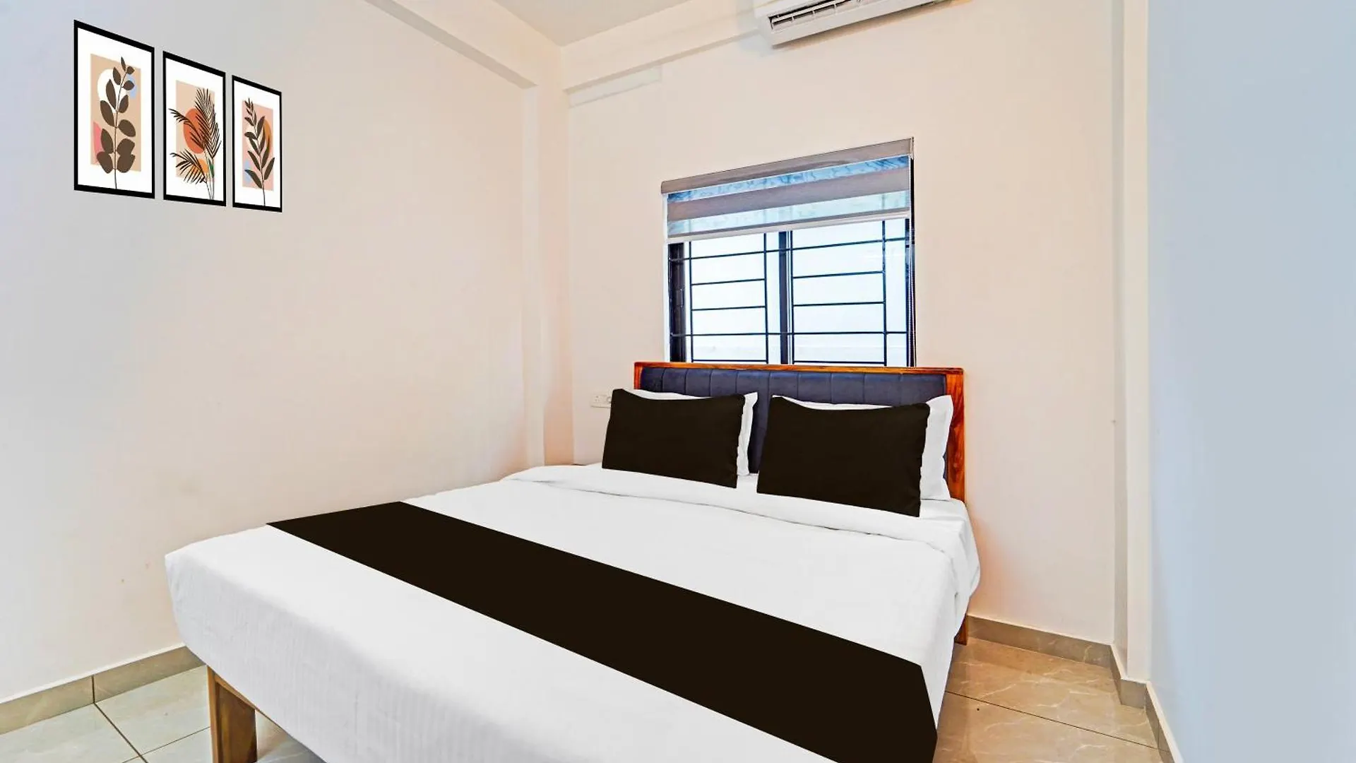 Super Hotel O Kalamassery Near Medical College Kochi 4*,