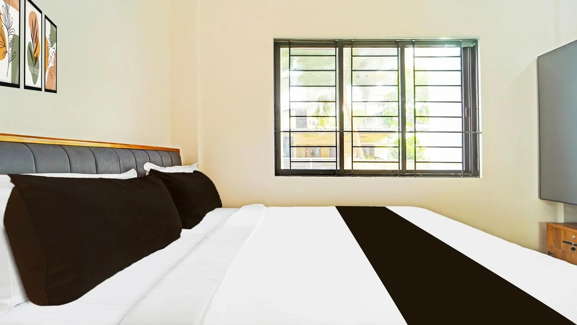 Super Hotel O Kalamassery Near Medical College Kochi